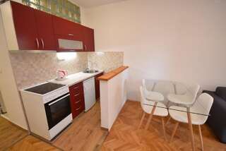 Апартаменты Lucky Apartments Херцег-Нови Апартаменты "Комфорт" с 1 спальней-5